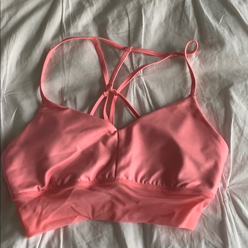 Alo yoga lavish sports bra